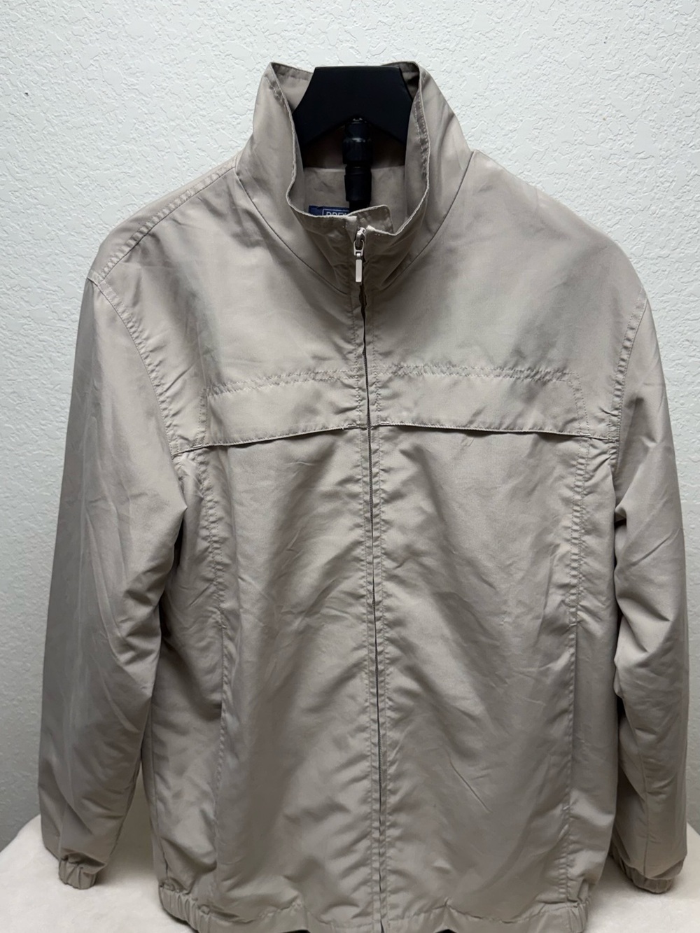 26 International Men's Light Tan Zip-Front Jacket